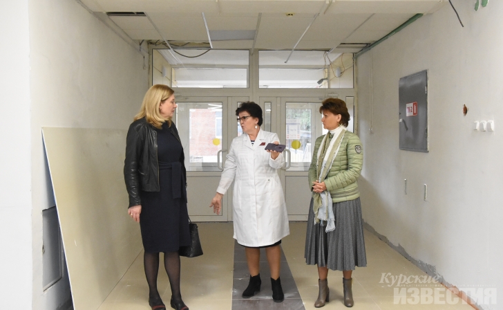 Заместитель губернатора Курской области Ирина Хмелевская проверила ход капремонта в детских медучреждениях Заместитель губернатора Курской области Ирина Хмелевская проверила ход капремонта в детских медучреждениях