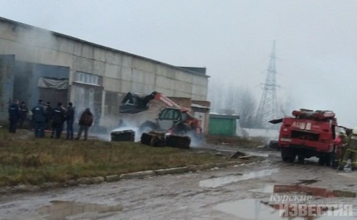Курская область. В Рыльске горел склад Курская область. В Рыльске горел склад