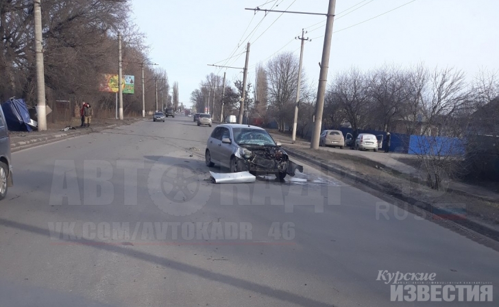 В Курске на Магистральном проезде произошло серьёзное ДТП В Курске на Магистральном проезде произошло серьёзное ДТП