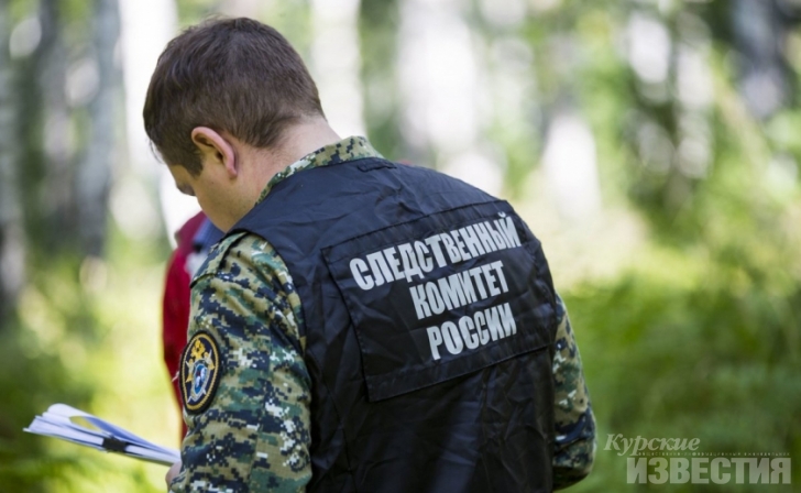 Курянина подозревают в покушении на убийство знакомого кухонным топориком Курянина подозревают в покушении на убийство знакомого кухонным топориком