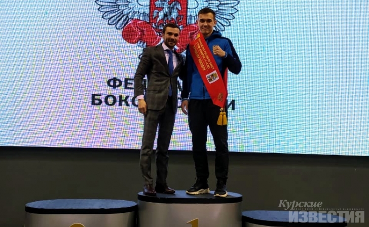 Курянин выиграл первенство России по боксу среди юниоров Курянин выиграл первенство России по боксу среди юниоров