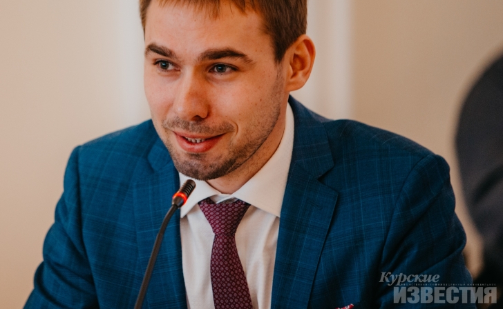 В Курске биатлонист Антон Шипулин рассказал, почему ушёл из спорта в депутаты В Курске биатлонист Антон Шипулин рассказал, почему ушёл из спорта в депутаты