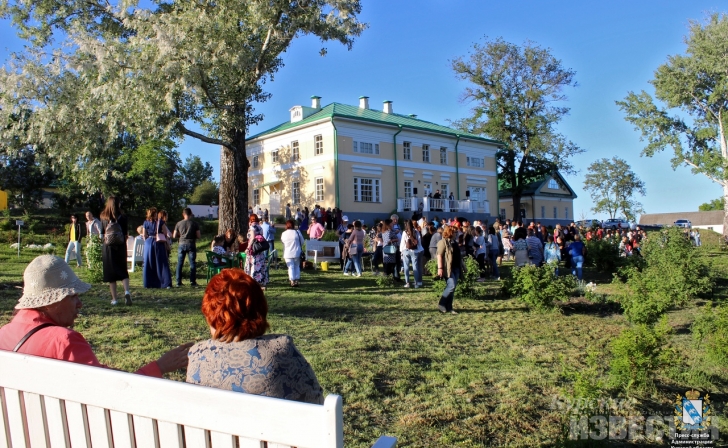 Курян приглашают на «Соловьиную ночь» Курян приглашают на «Соловьиную ночь»