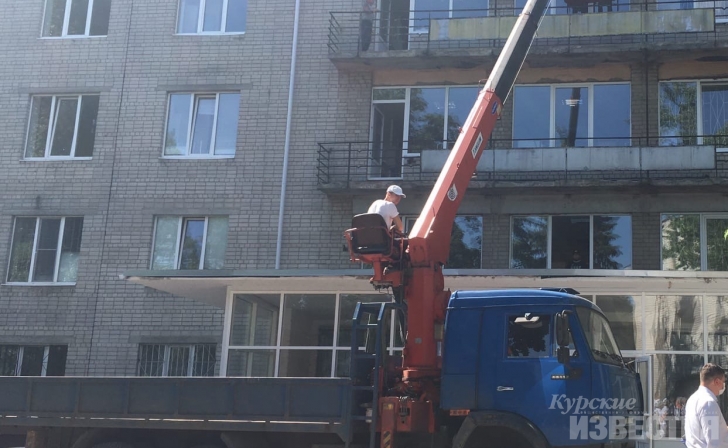 В курской БСМП открытие ковидных коек сместили из-за качественного ремонта В курской БСМП открытие ковидных коек сместили из-за качественного ремонта