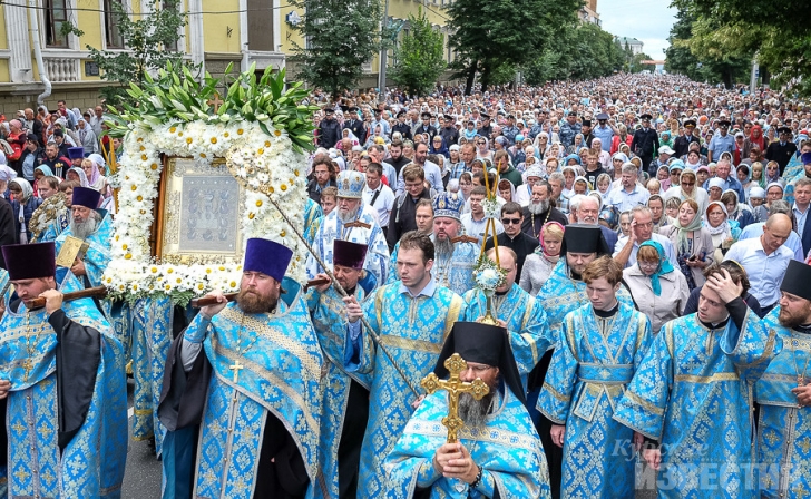 В Курске сегодня не пройдет традиционный крестный ход В Курске сегодня не пройдет традиционный крестный ход