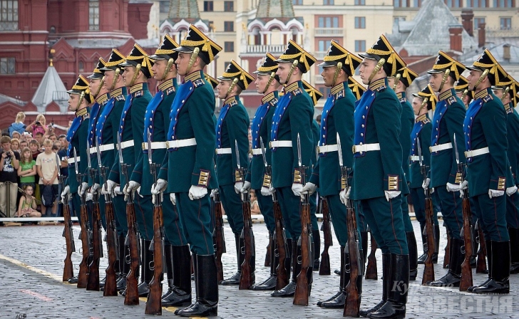 10 курян отобрали для Президентского полка 10 курян отобрали для Президентского полка
