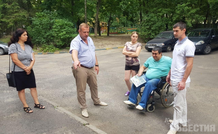 В Курске установят пандус в многоквартирном доме, не мешающий никому В Курске установят пандус в многоквартирном доме, не мешающий никому