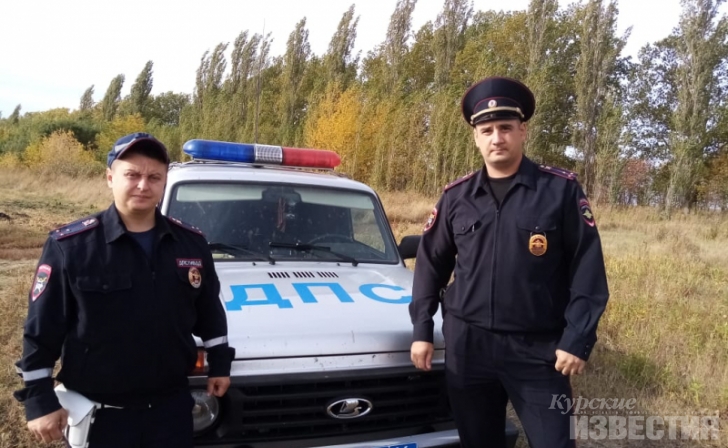 В Курской области полицейские нашли пропавшего в лесу мужчину В Курской области полицейские нашли пропавшего в лесу мужчину