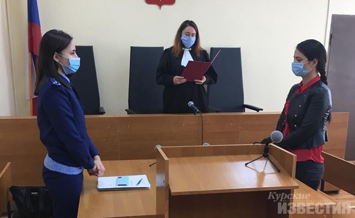 Жительница Курской области осуждена за то, что бросила в соседку лом Жительница Курской области осуждена за то, что бросила в соседку лом