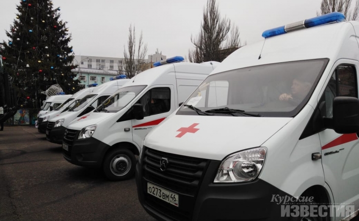 Районные ЦРБ Курской области сегодня получили 15 новых машин скорой помощи Районные ЦРБ Курской области сегодня получили 15 новых машин скорой помощи