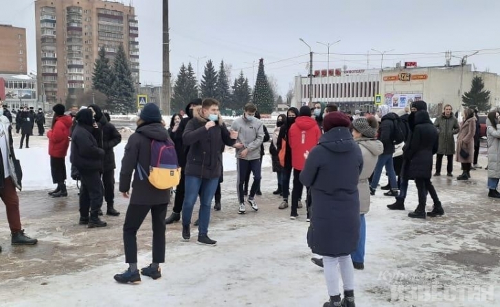 В Железногорске студента за участие в несанкционированном митинге оштрафовали на 11 тысяч рублей В Железногорске студента за участие в несанкционированном митинге оштрафовали на 11 тысяч рублей