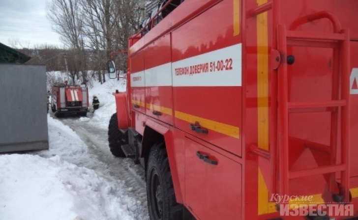 В Курской области ночью сгорели два грузовика В Курской области ночью сгорели два грузовика
