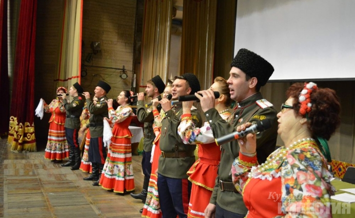 В Курске состоится фестиваль казачьей песни «Ой, ты песня, удалая!» В Курске состоится фестиваль казачьей песни «Ой, ты песня, удалая!»