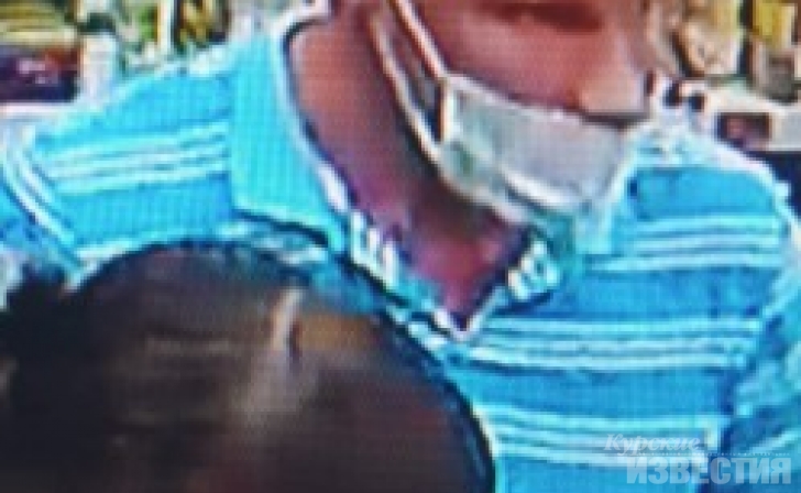 В Курске ищут мужчину и женщину, укравших 12 тысяч у продавца магазина В Курске ищут мужчину и женщину, укравших 12 тысяч у продавца магазина