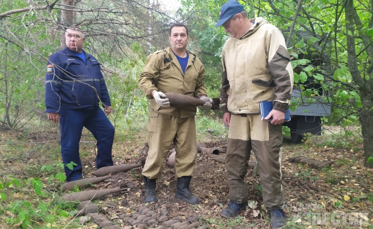 Курские спасатели за 10 дней нашли 150 единиц боеприпасов времен войны Курские спасатели за 10 дней нашли 150 единиц боеприпасов времен войны