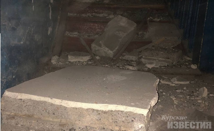 Куряне из дома на Сумской, где обрушилась плита: «Мы не переедем. Помрём здесь, значит, помрём» Куряне из дома на Сумской, где обрушилась плита: «Мы не переедем. Помрём здесь, значит, помрём»