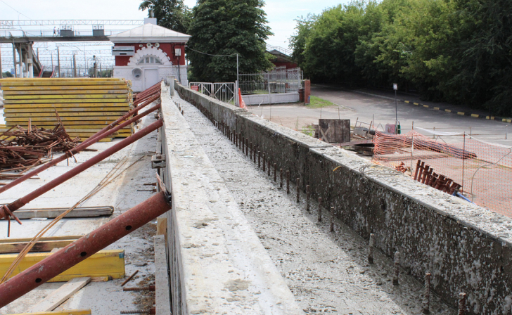 Курские чиновники проверили ход ремонта на железнодорожном вокзале