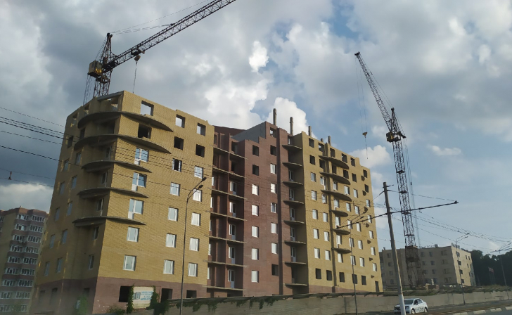 Средняя зарплата в строительной сфере Курской области составила почти 52 тыс.рублей