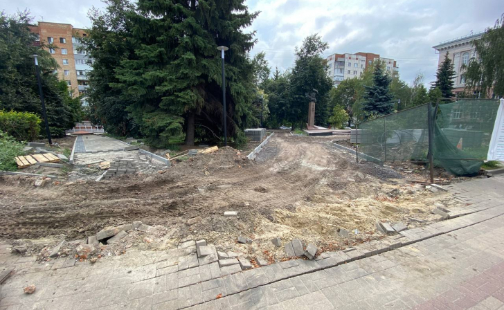 Ремонт в сквере им.К.Зеленко в Курске завершится к 1 сентября