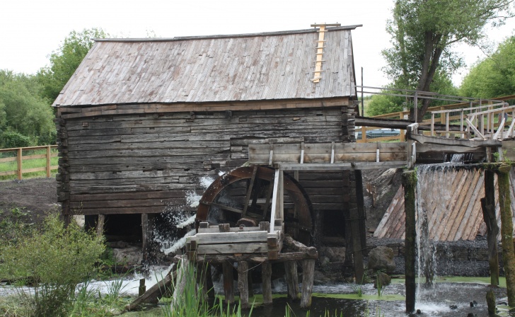 В Курской области возле водяной мельницы отпразднуют Яблочный спас