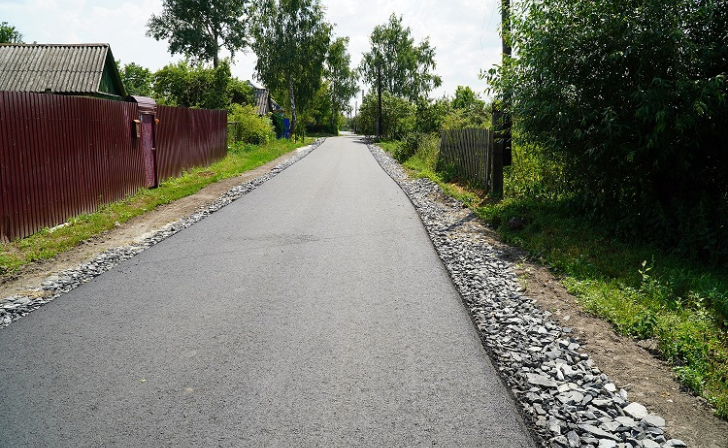 В Курске доделывают дорогу на улице Ломоносова