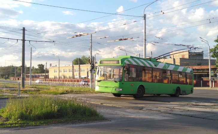 Курян приглашают на бесплатную экскурсию в троллейбусе