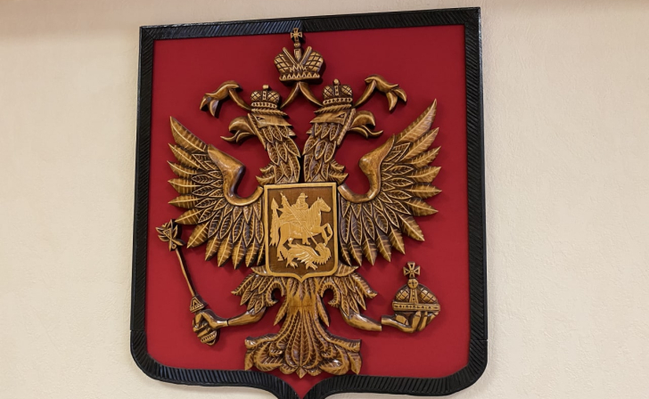 В Курской области на 100 тысяч оштрафовали мужчину, ударившего полицейского