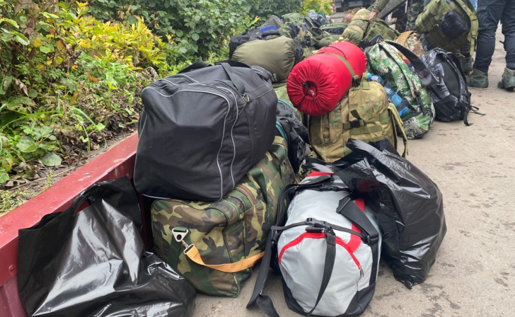 В Курске волонтеры начали шить военную экипировку