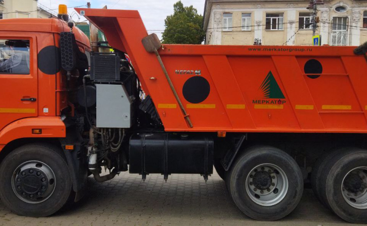 В Курске к зиме подготовлено примерно 90 единиц снегоуборочной техники