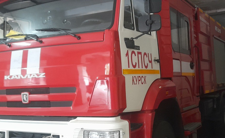 В Курском районе спасатели устранили возгорание  в зерносушилке с соей