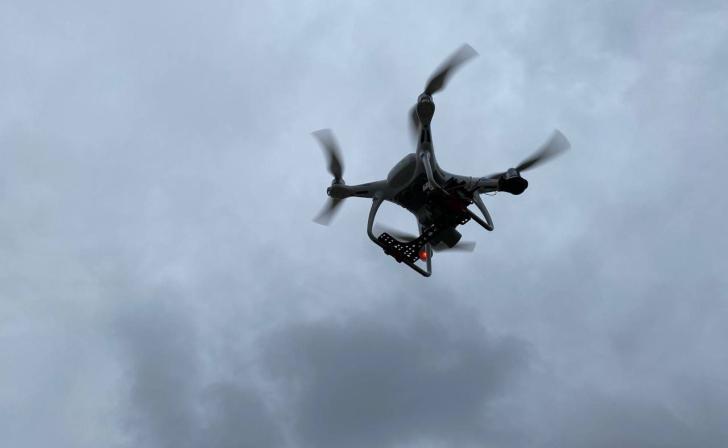 В Суджанском районе российские военные ведут огонь по дронам ВСУ