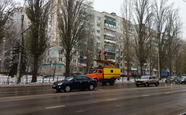 В Курской области продолжают восстанавливать электричество в 5 муниципалитетах