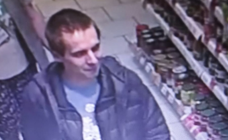 В Курске полиция ищет молодого человека, подозреваемого в краже