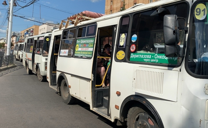 Куряне пожаловались на грубость и хамство водителей общественного транспорта