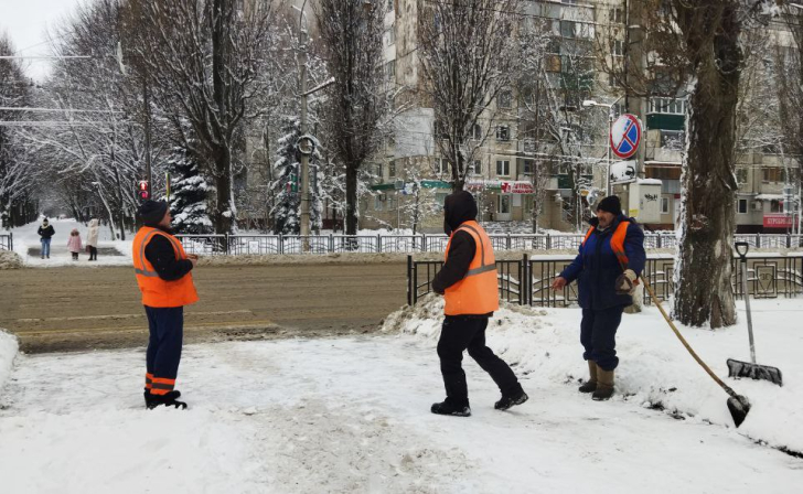 В Курске проверили состояние 521 двора после уборки снега