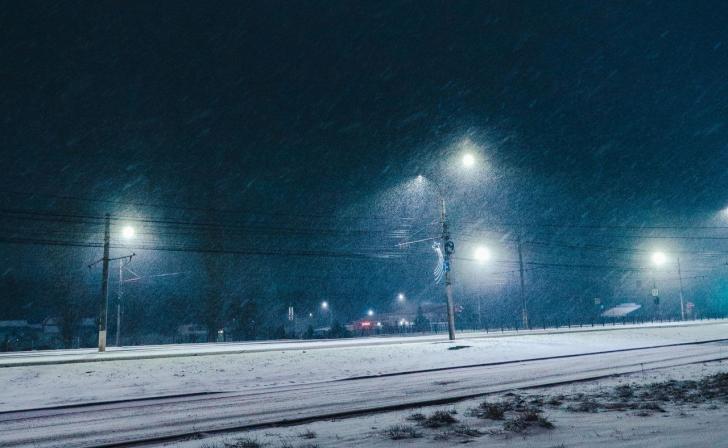 На 11 улицах Курска восстановили освещение