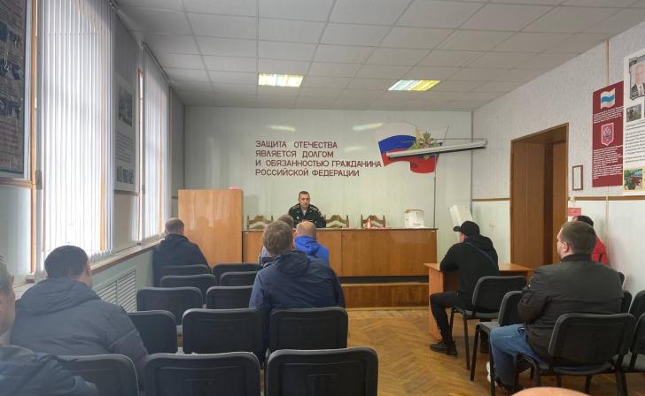 В Госдуму внесен законопроект о повышении призывного возраста до 21 года