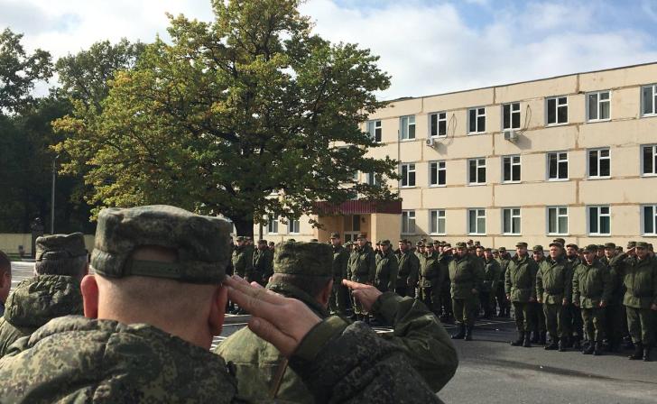 В Курске курсанты военного учебного центра ЮЗГУ начали подготовку к Параду Победы