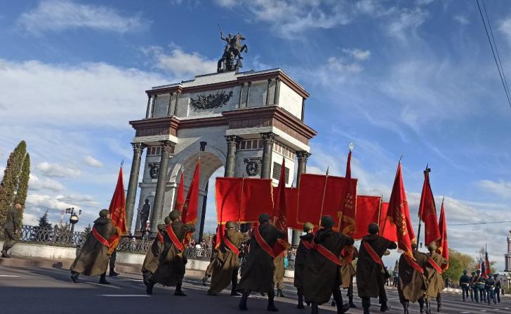 Куряне смогут украсить окна к 9 мая патриотическими трафаретами