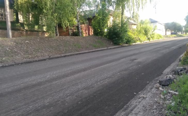 В Курске на улицах Челюскинцев, Льва Толстого и Ямской срезали старый асфальт