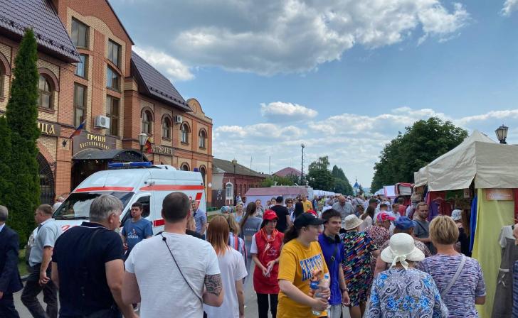 На Курскую Коренскую ярмарку приехали представители из Ирана, Шри-Ланки, Уганды и Белоруссии
