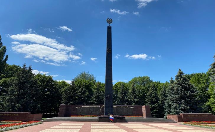 В Курске в ночь с 21 на 22 июня на мемориале памяти ВОВ пройдет акция «Огненные картины войны»