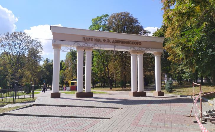 Курский мэр будет бороться за зеленые насаждения в парках и скверах Курский мэр будет бороться за зеленые насаждения в парках и скверах