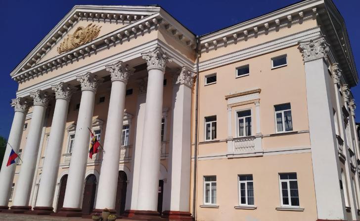 В Курске в областном Дворце культуры изменят планировку зрительного зала