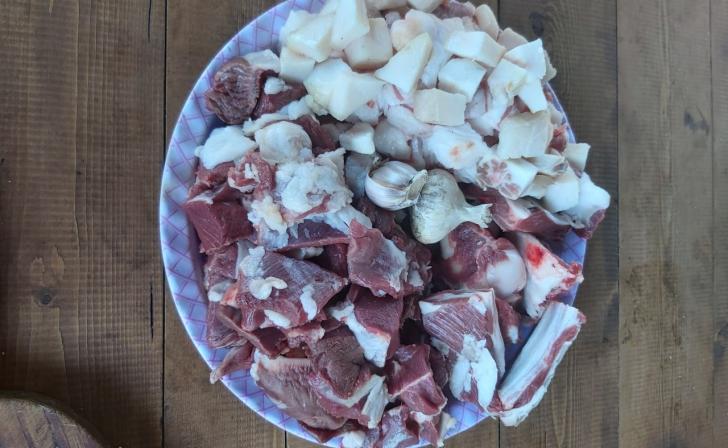 Волонтеры просят курян помочь с продуктами для благотворительных обедов и малоимущих семей