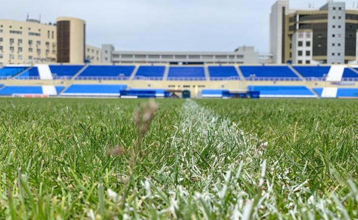В Железнодорожном округе Курска идет строительство футбольного поля