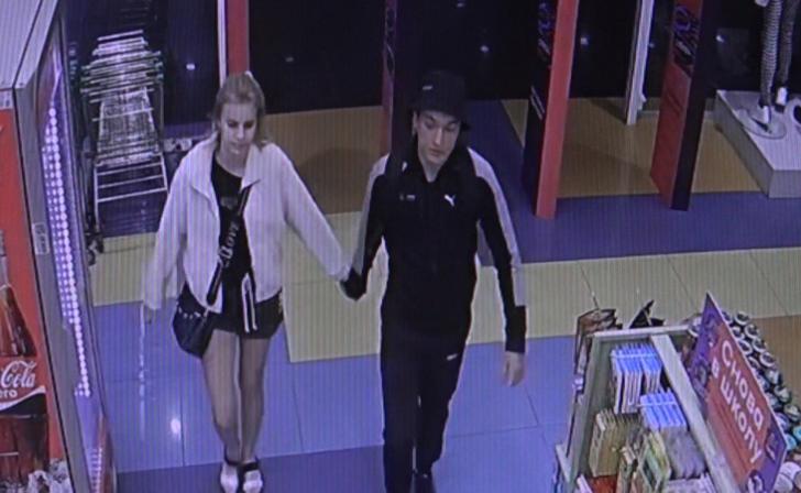 В Курске полиция устанавливает личности парня и девушки, подозреваемых в краже