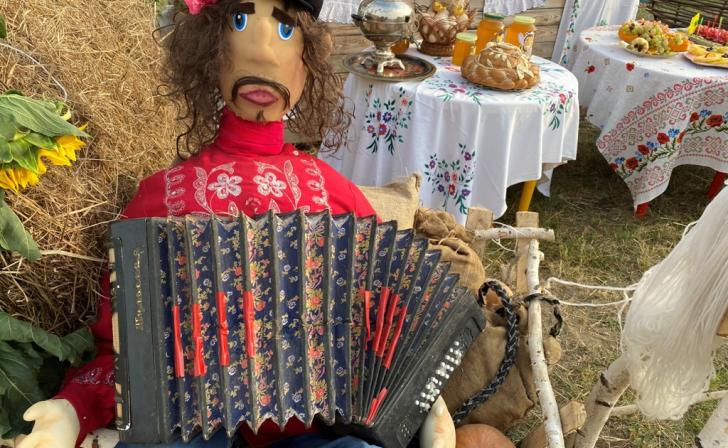 Культурный центр «Лира» приглашает курян на «Куклотерапию»