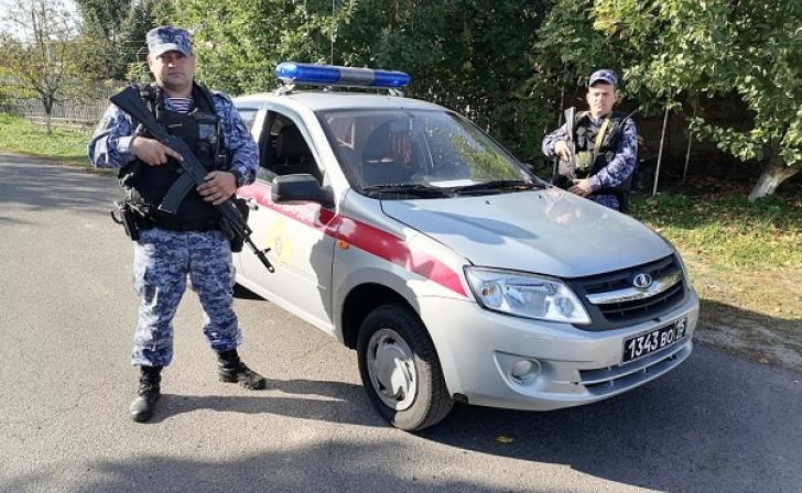 В Курской области росгвардейцы вернули домой потерявшегося пенсионера