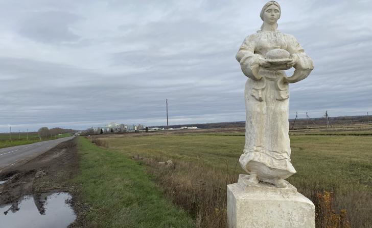 В Курской области в течение месяца приведут в порядок въездные стелы